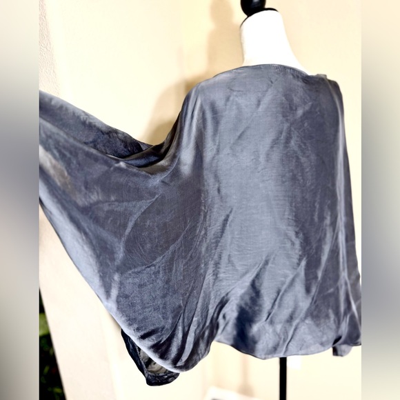 Silk Mixed 30% Viscose Elegant Sheer Gray Blouse - Picture 5 of 10
